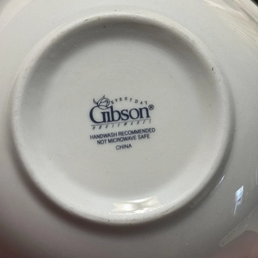 Gibson Holly Berries Set Of 4 Soup Cereal‎ Bowls Vintage Retired Christmas 6.5